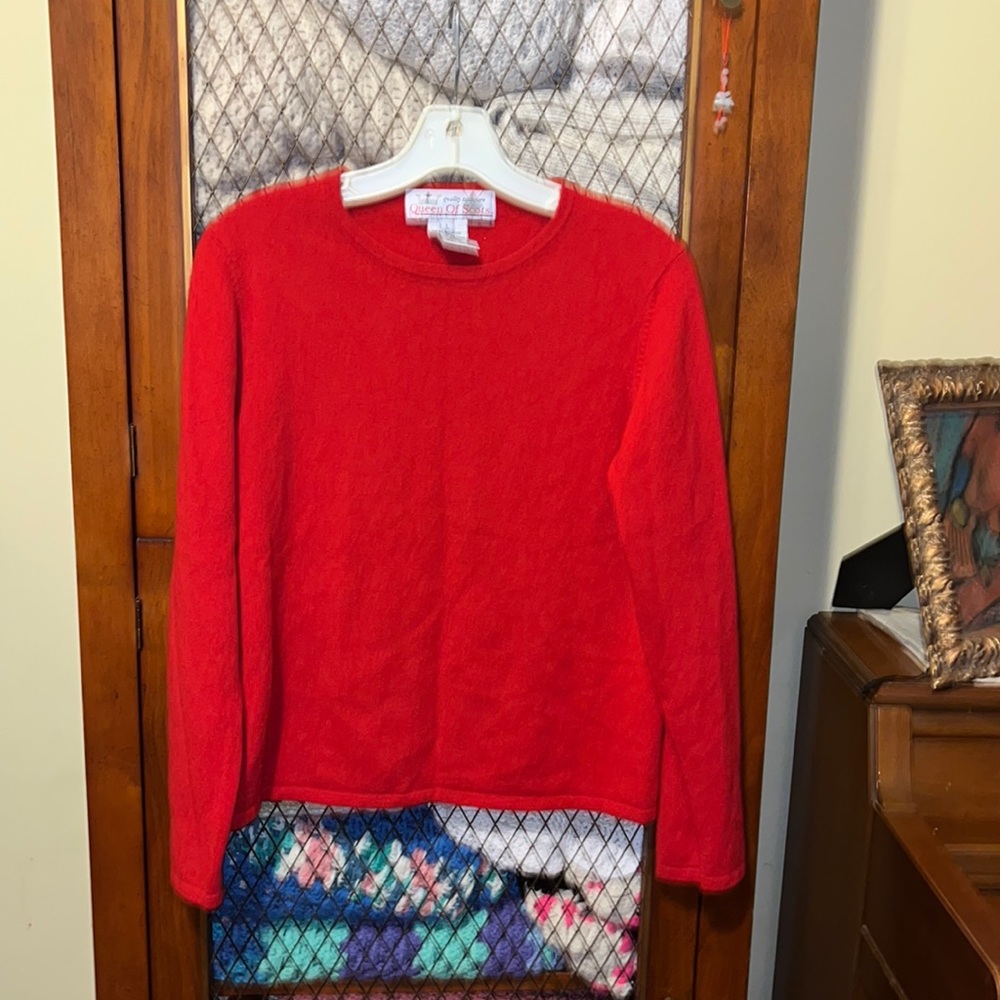 Queen of Scots cashmere sweater
